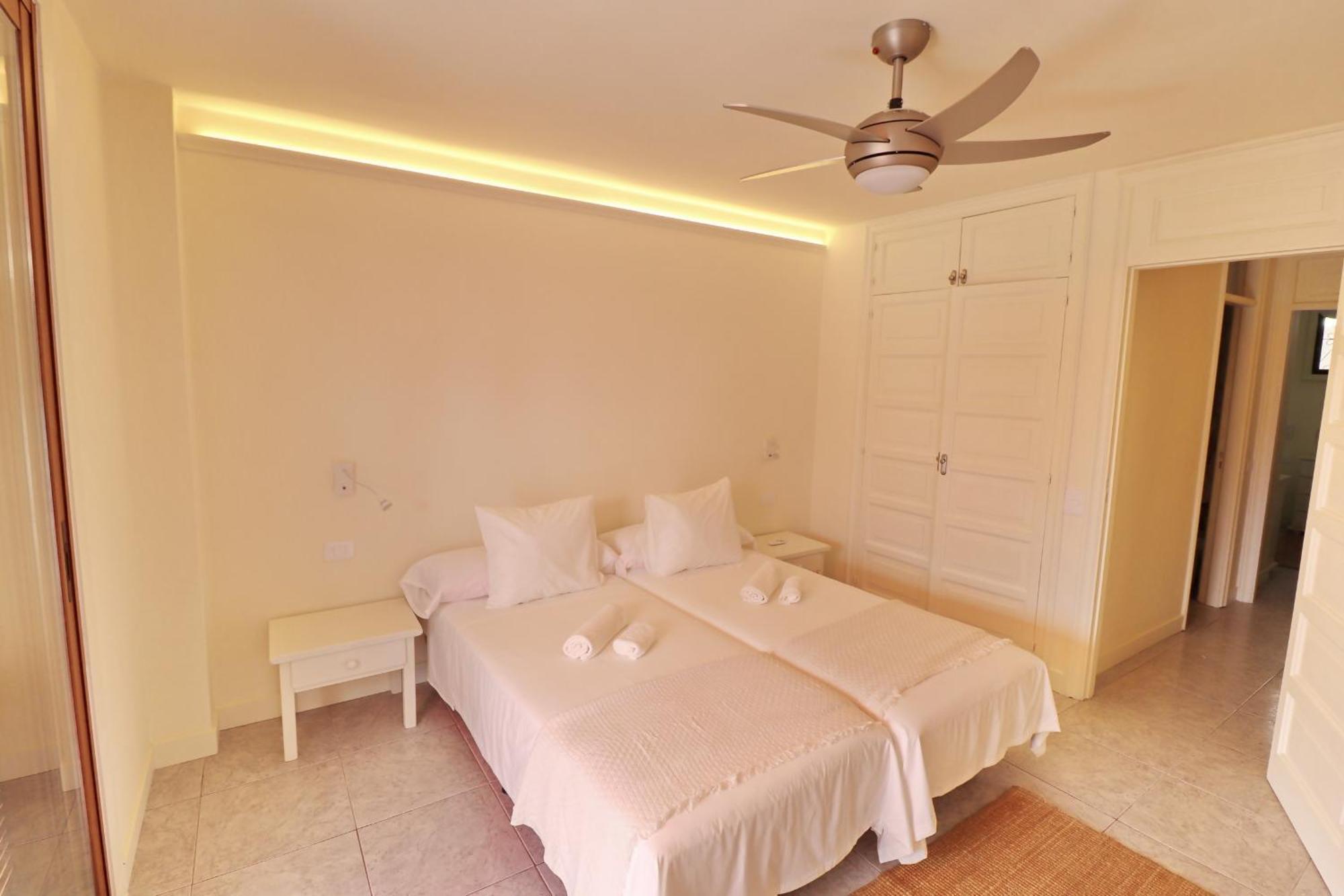 Parque Santiago II 122 By Tenerife Rental & Sales Playa de las Américas Eksteriør billede